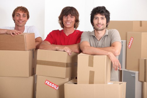 Careful packing and labeling for flat removals in Mayfair