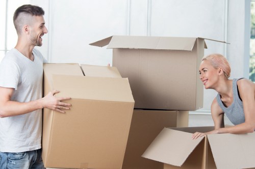 Discreet removal van service in Mayfair during moving day