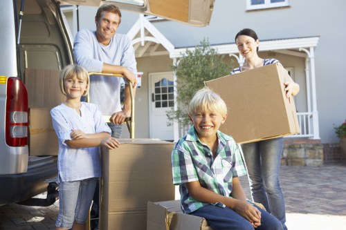 Safe and flexible Removal Van Mayfair payment options with encryption